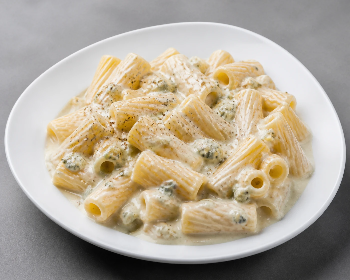 Rigatoni mit Gorgonzolasoße